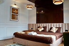 Hotel Nirvana And Restaurant, Kalpa