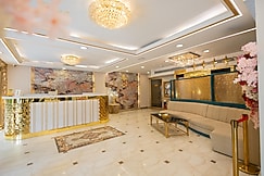 Hotel Galaxy Grand, Lucknow