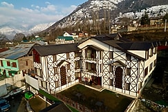 Hotel Zaryab Srinagar, Srinagar