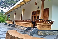 Wild Mist | Rooms in a Homestay, Munnar