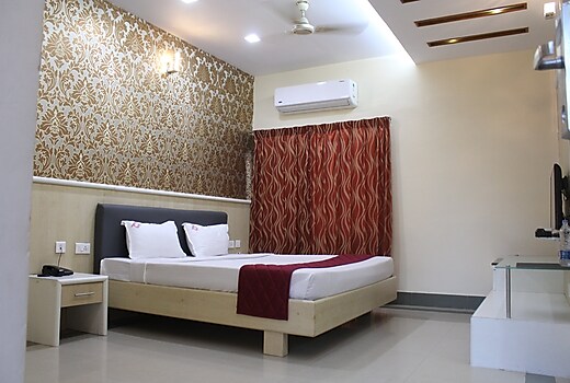 Hotel Puduvai Ashok 