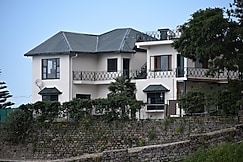 The Dew Drops Villa | Rooms & Kitchen, Kasauli