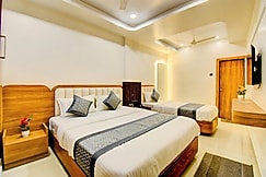 Hotel Sai Galaxy Inn, Shirdi