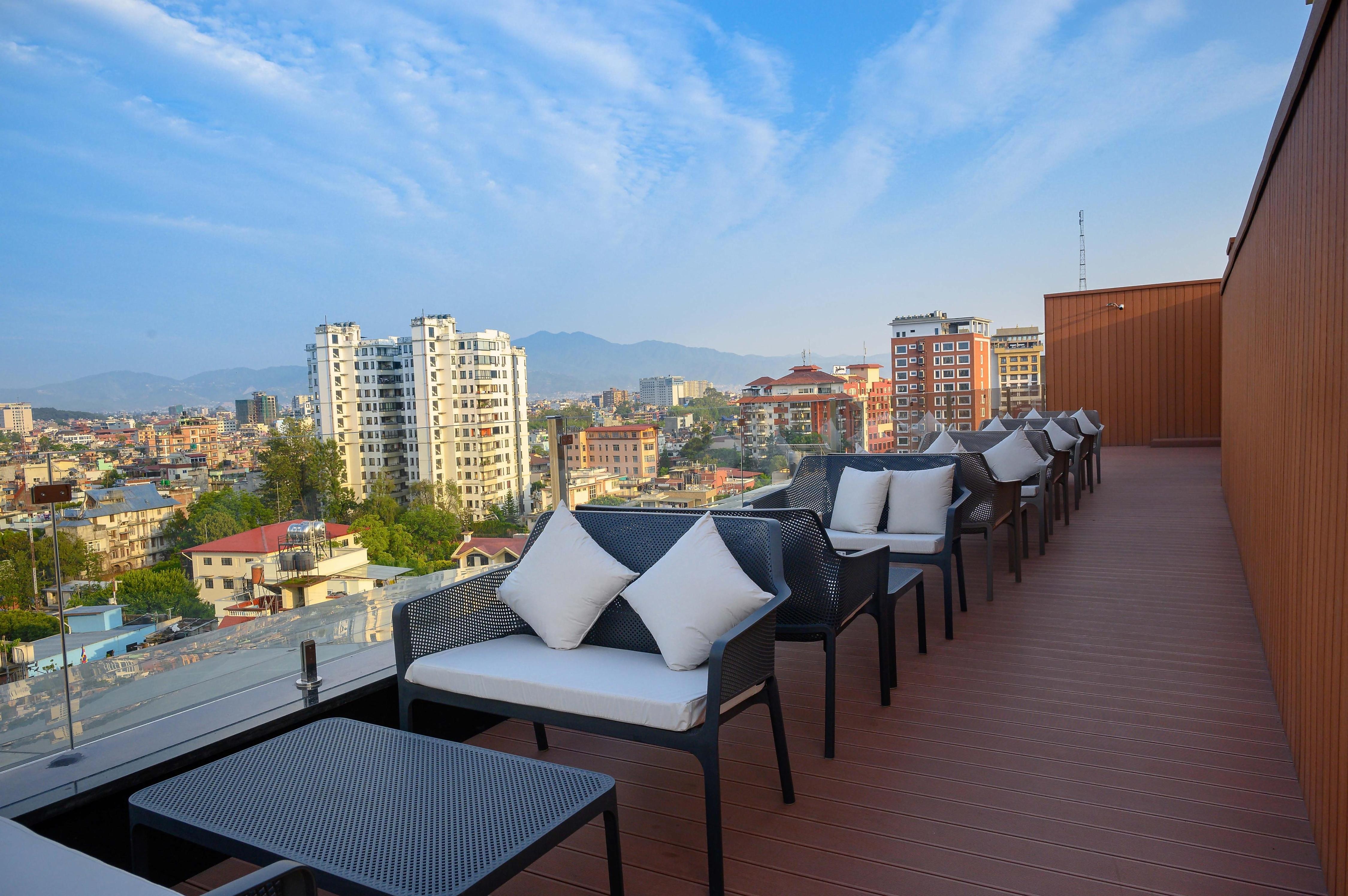 Hotel Le Himalaya - Tap to explore photos