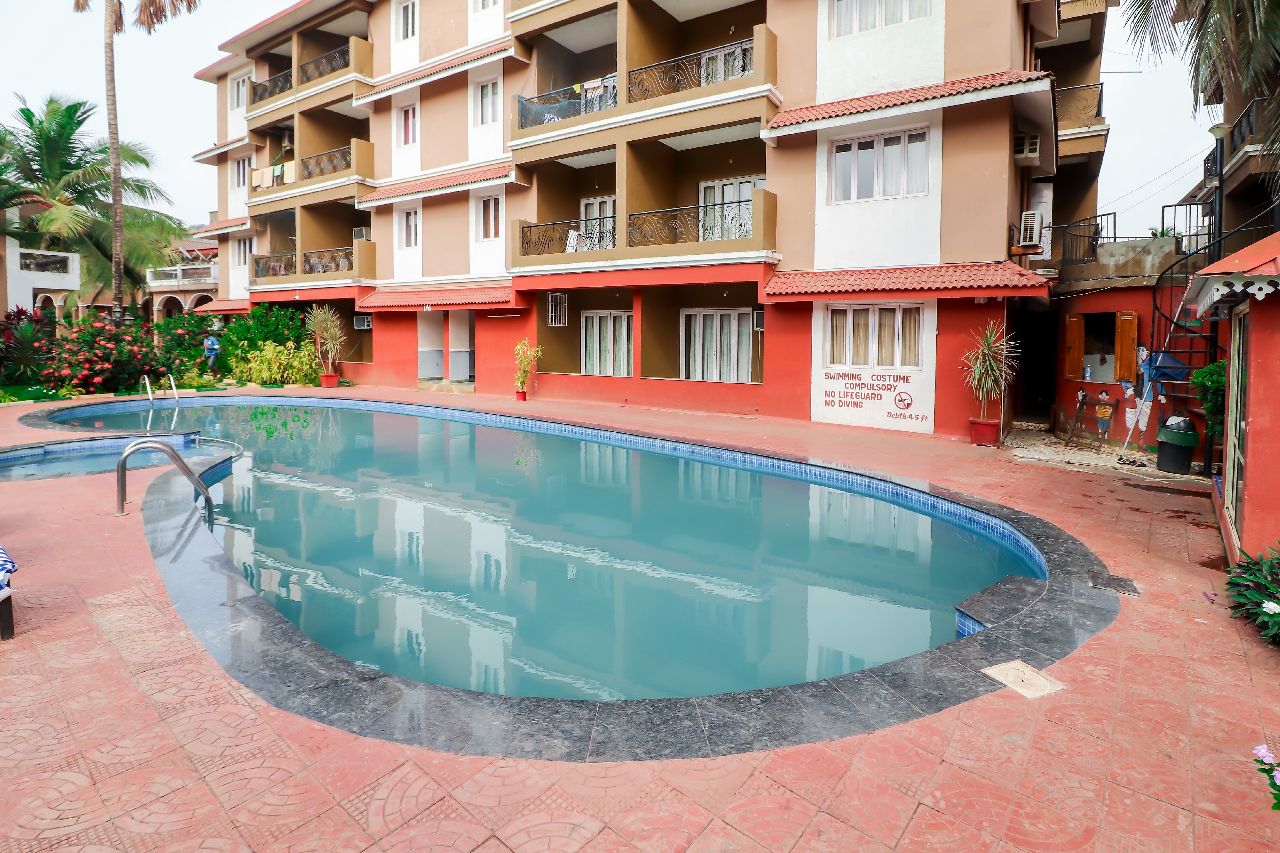 Sun-kissed Holidays, Candolim, Goa- Pulse - Tap to explore photos