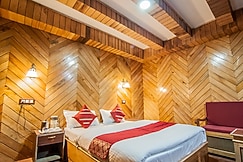 Klifton Crown, Lachen