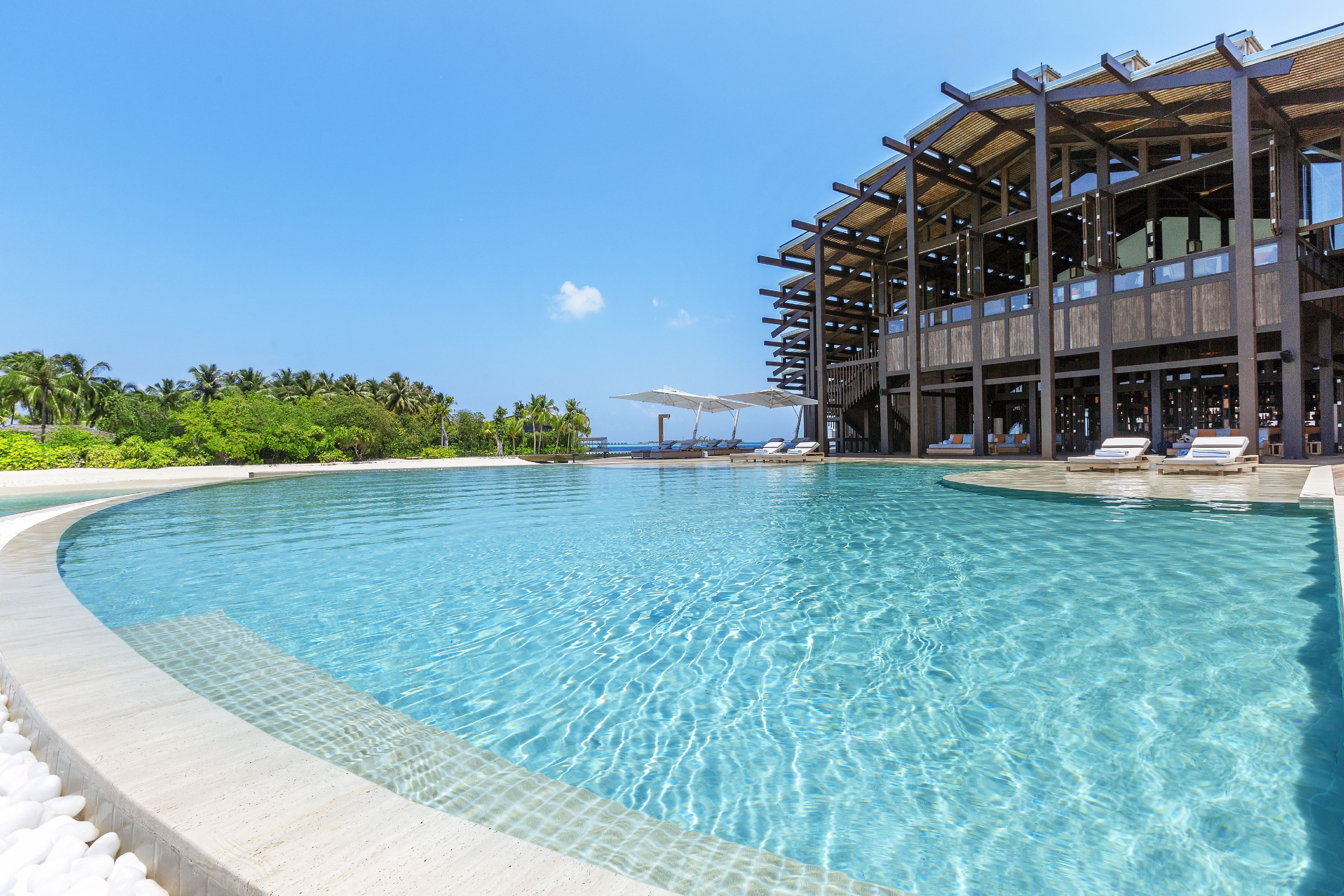 Kudadoo Maldives Private Island - Tap to explore photos