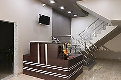 HOTEL LANDMARK INN, Dapoli