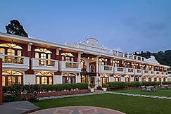 Ramada By Wyndham Mussoorie Mall Road, Mussoorie