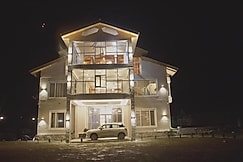SNOW HEIGHTS, Sonmarg