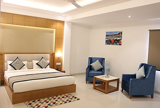 Hotel Transit By star Group