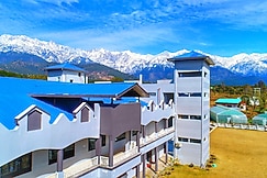 The Grand Kartikeye Hotel, Palampur