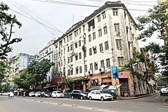 Broadway Hotel, Kolkata