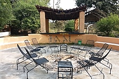 Taal Tiger Retreat, Bichhiya