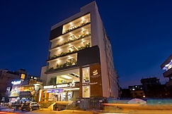 De Venetian by TGI , Bangalore