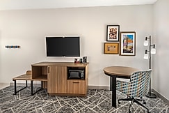 Hampton Inn & Suites by Hilton Riverside/Corona East, Tecate