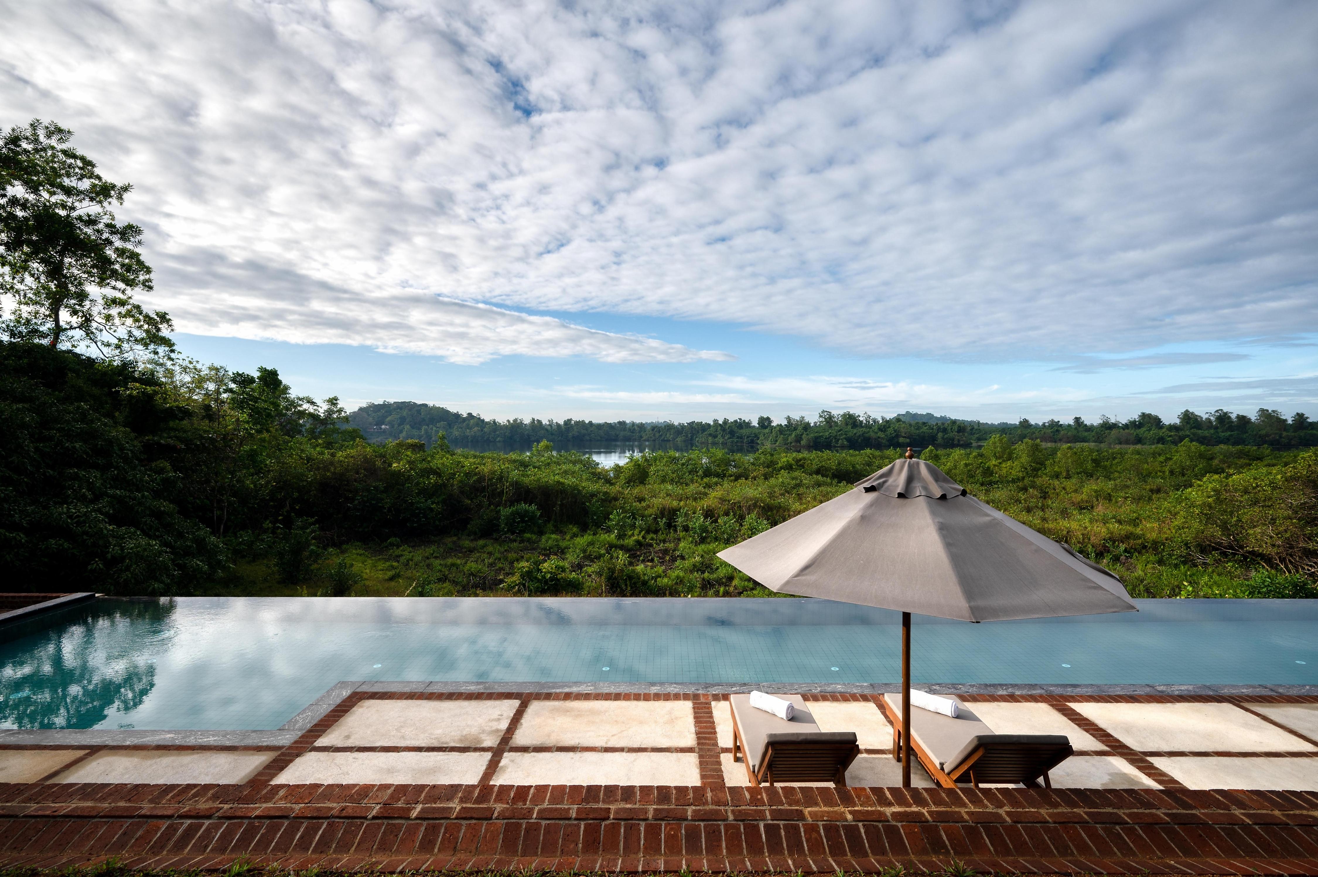 Lunuganga Country Estate - Tap to explore photos