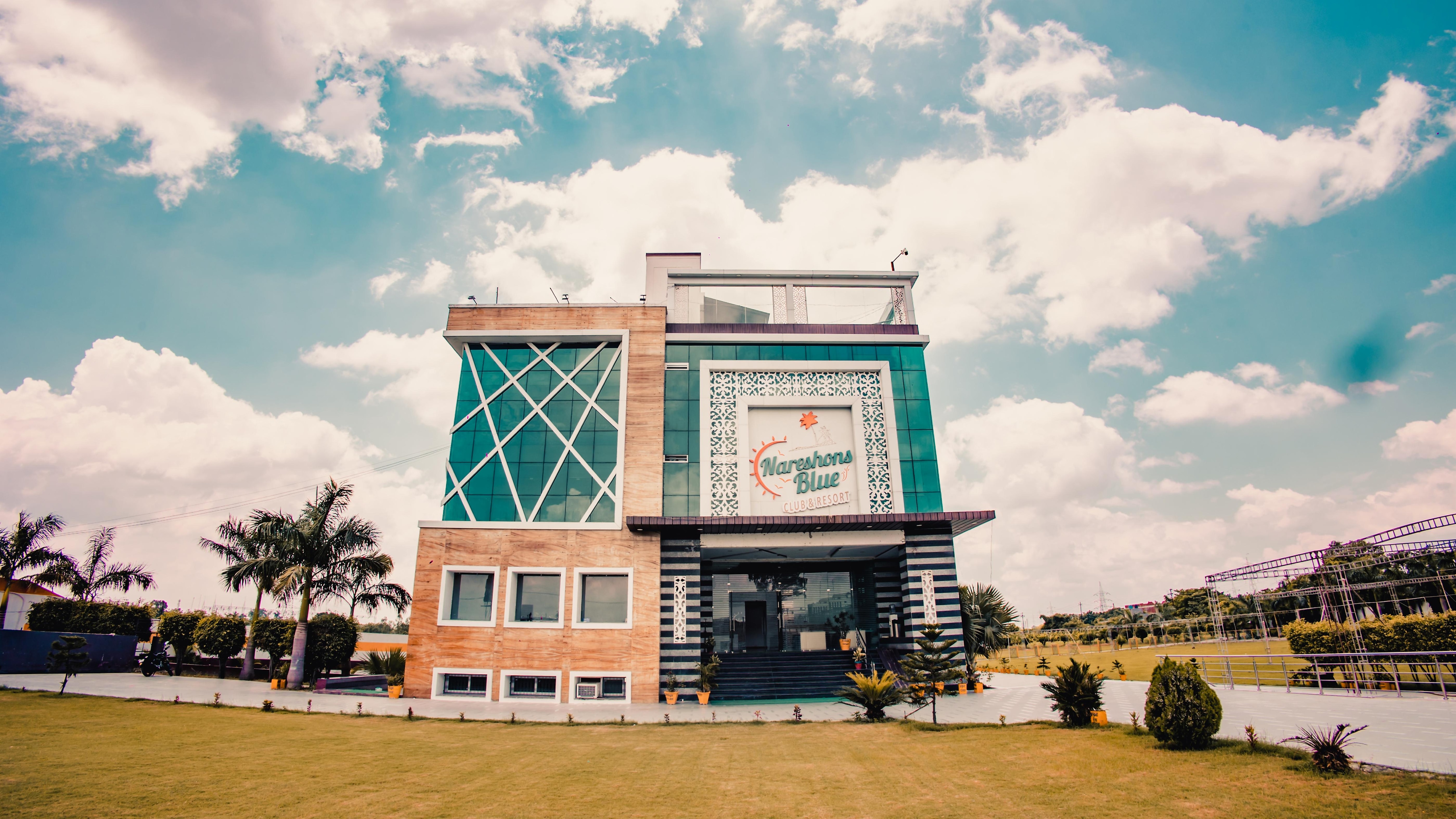 NARESHONS BLUE CLUB & RESORT - Tap to explore photos