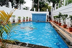 Opalo Kailas Kovalam, Kovalam and Poovar