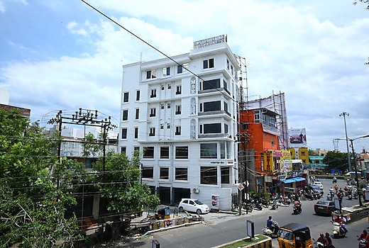 Vasantharaja Inn