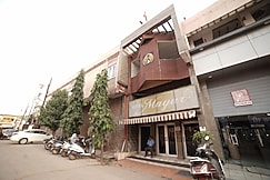 HOTEL MAYUR NEAR RAILWAY STATION RAJNANDGAON, Raj Nandgaon