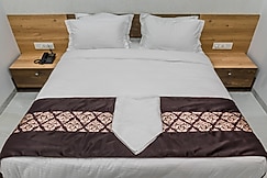 Elegant Gold Hotel, Surat