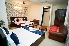 Hotel Moody Moon, Delhi