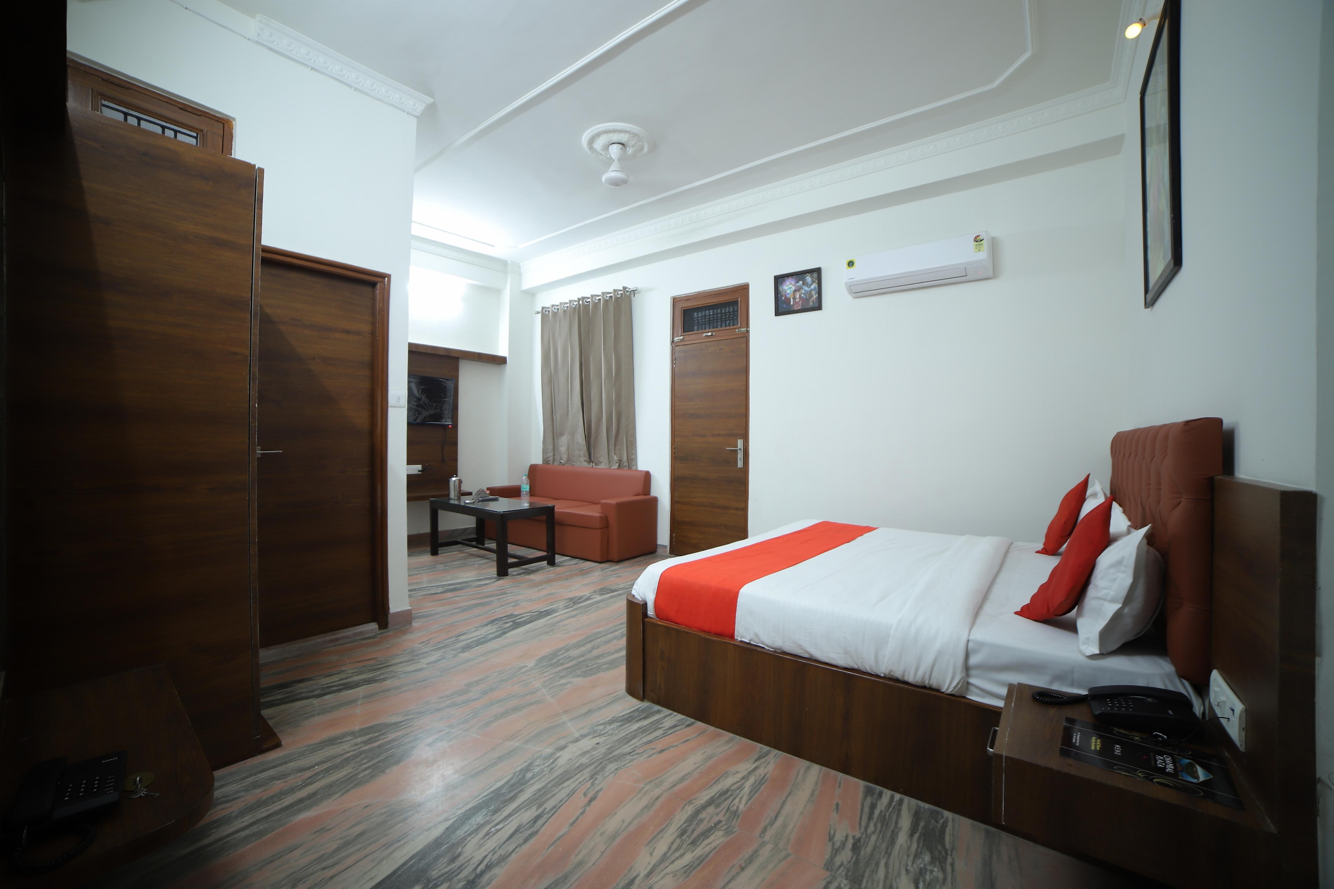 Hotel Chambal Plaza bar & Restaurant - Tap to explore photos