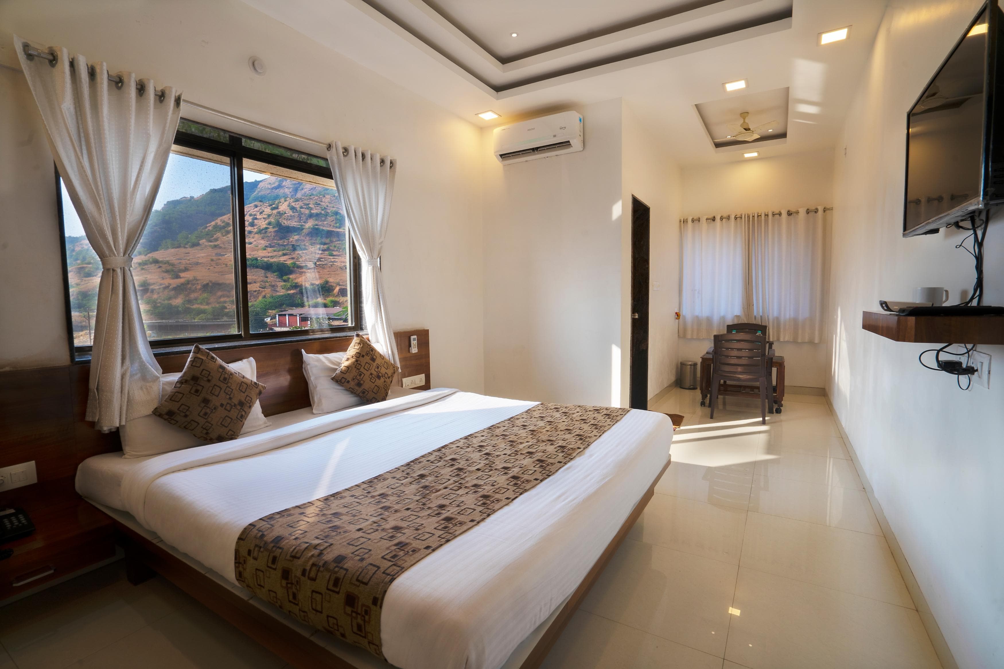 Hotel Jagadguru Lonavala