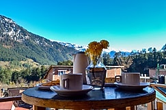 Tourist Nest, Manali