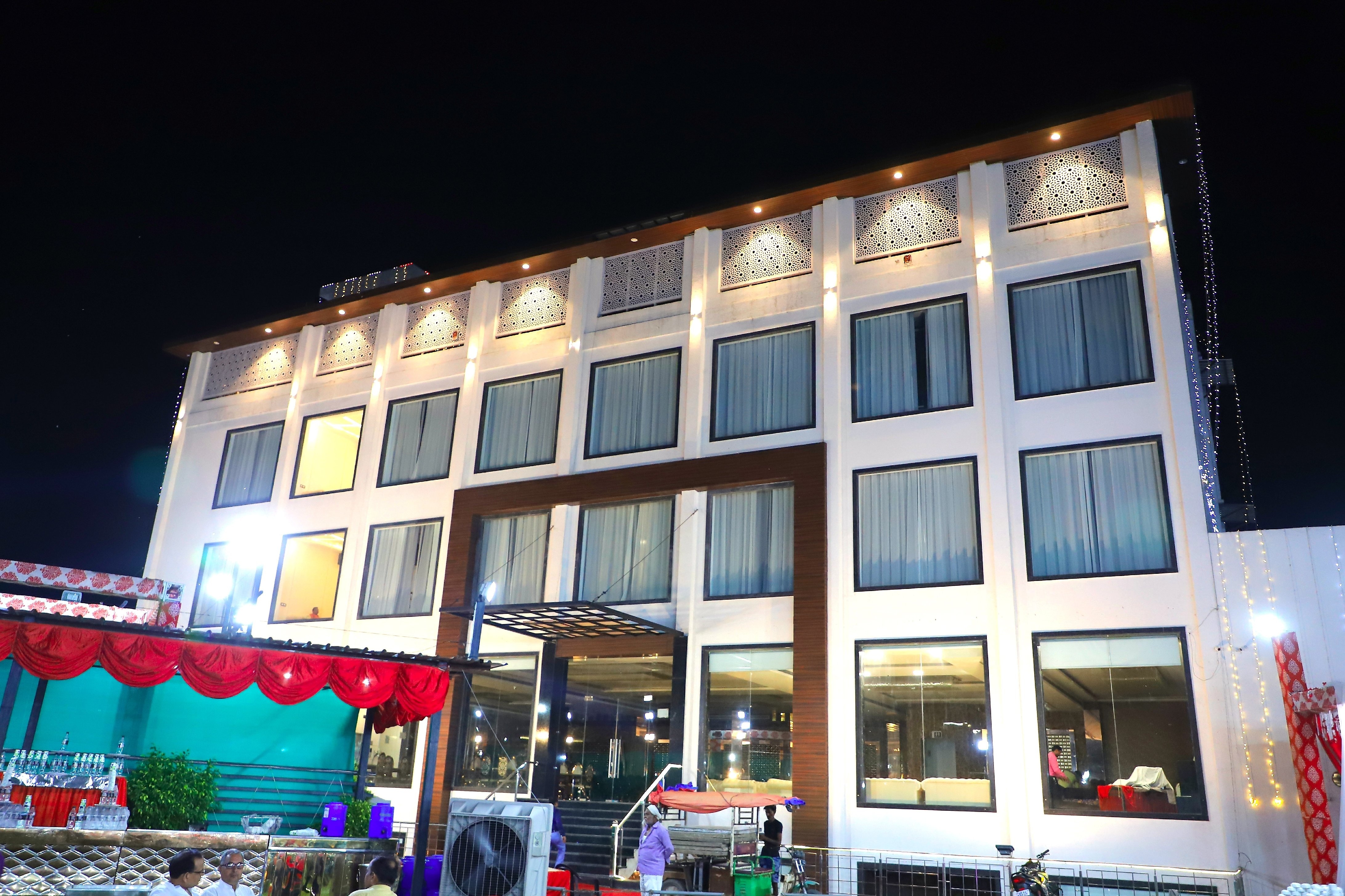 Ramoji Resorts - Tap to explore photos