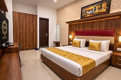 Hotel Urban Luxury by JMD Group, Delhi