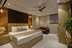 Hotel Luxury Suites @ Delhi Airport, Delhi