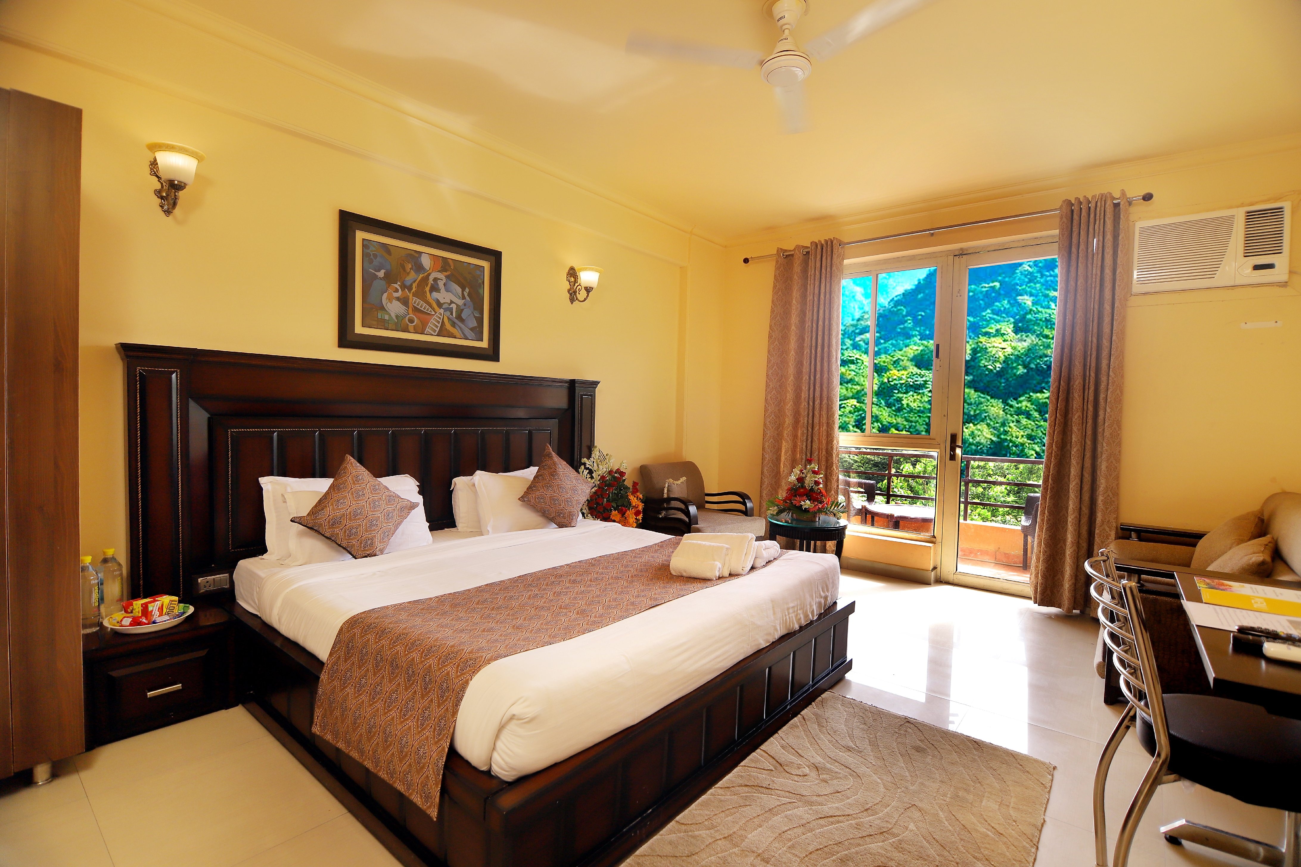 Minimalist Aloha Luxury Apartments with Best Design