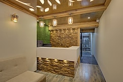 Hotel Amisha International, Surat