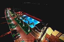 Grand Vatika Resort