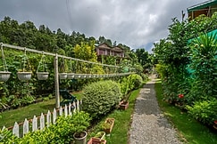 Cottages@Village | A Luxe Stay, Naukuchiatal