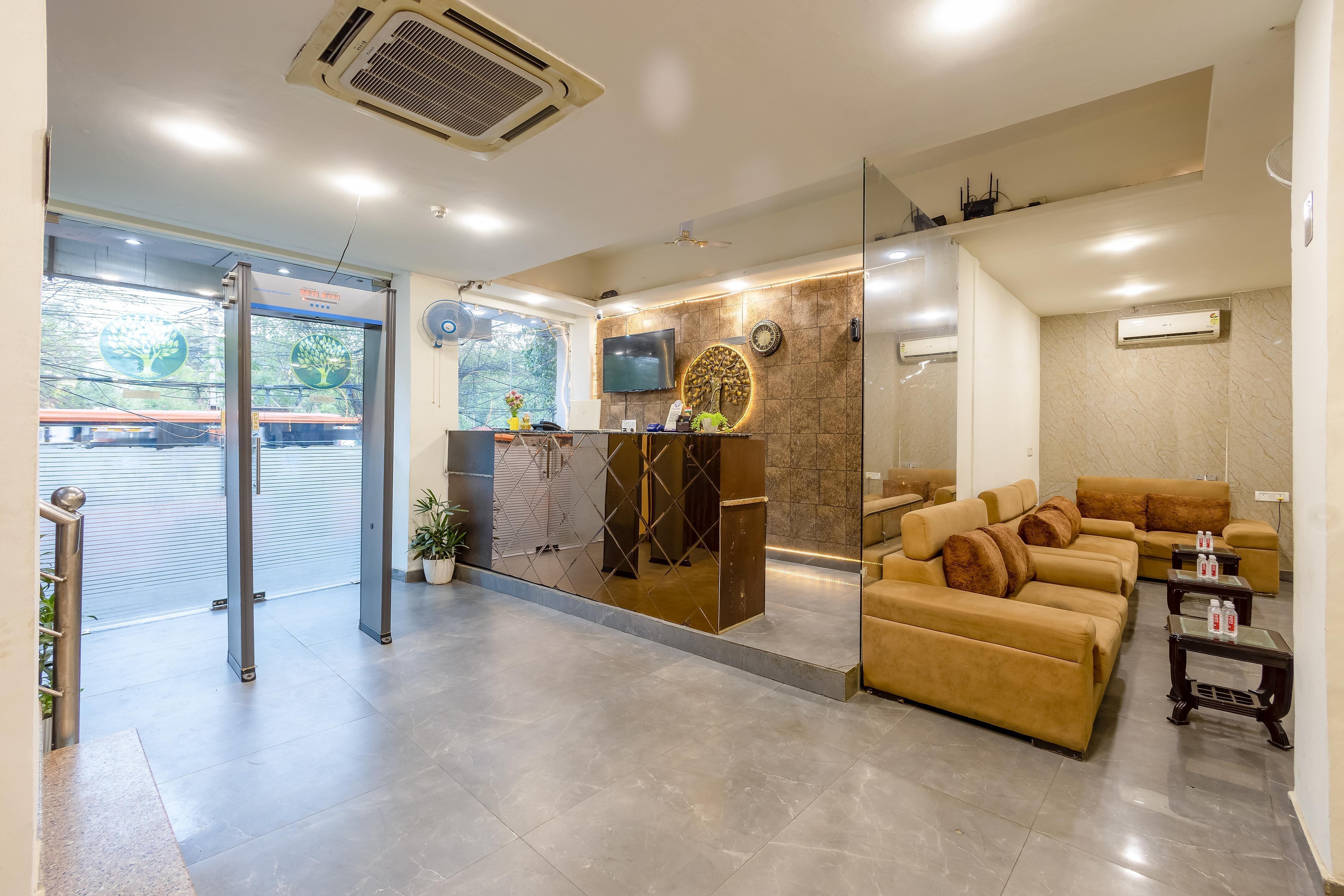 Airport Hotel Tashree Near Yashobhoomi - Tap to explore photos