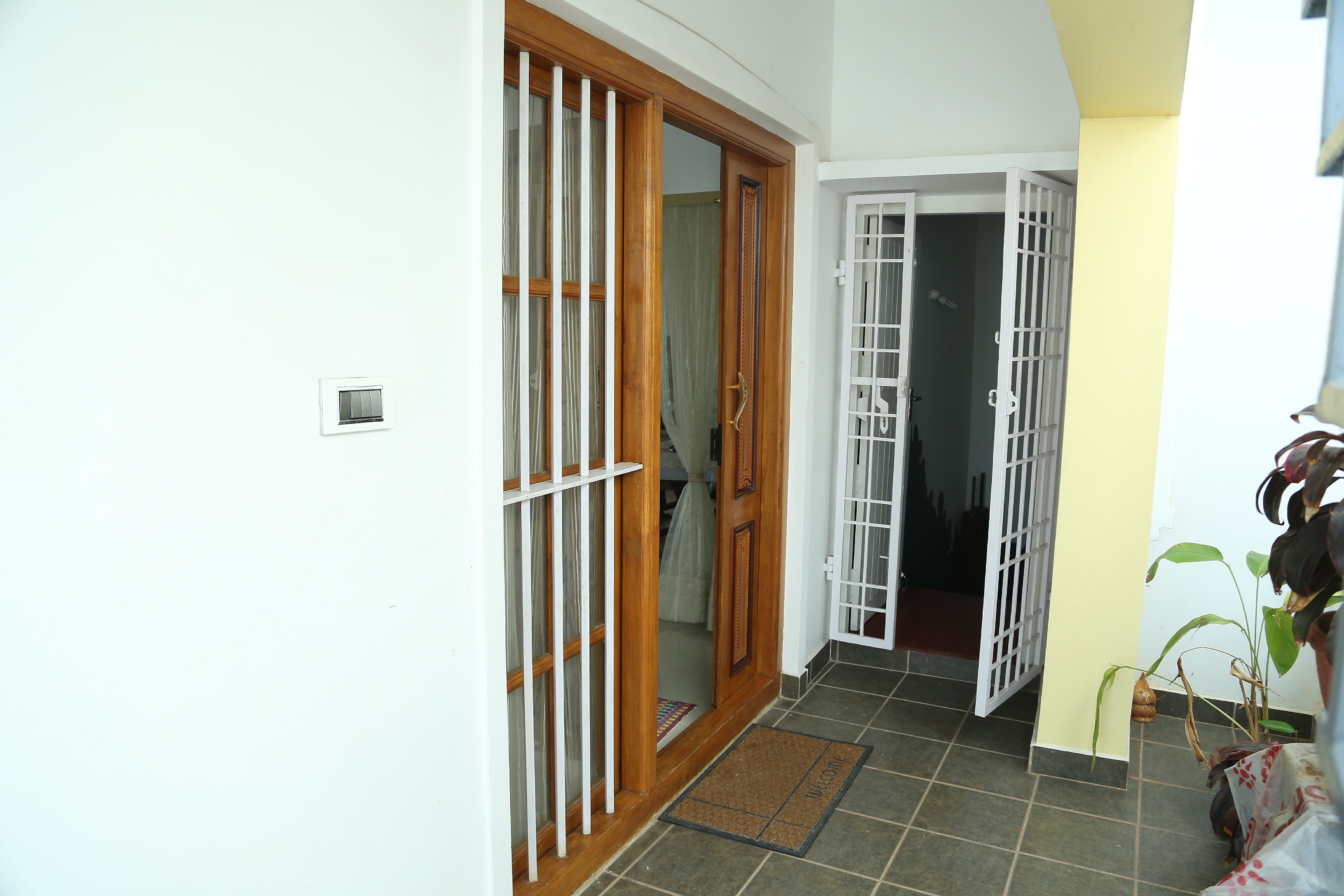 Leela Homestay - Tap to explore photos