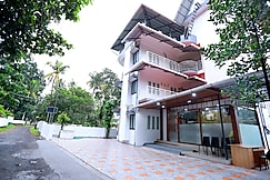 Base9 Airport Hotel, Cochin