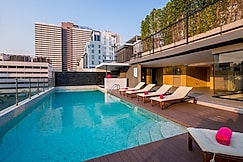 GLOW Sukhumvit 5, Bangkok