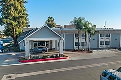 Best Western Town & Country Lodge, Tulare