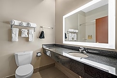 Best Western Plus McKinney Inn and Suites, Collin