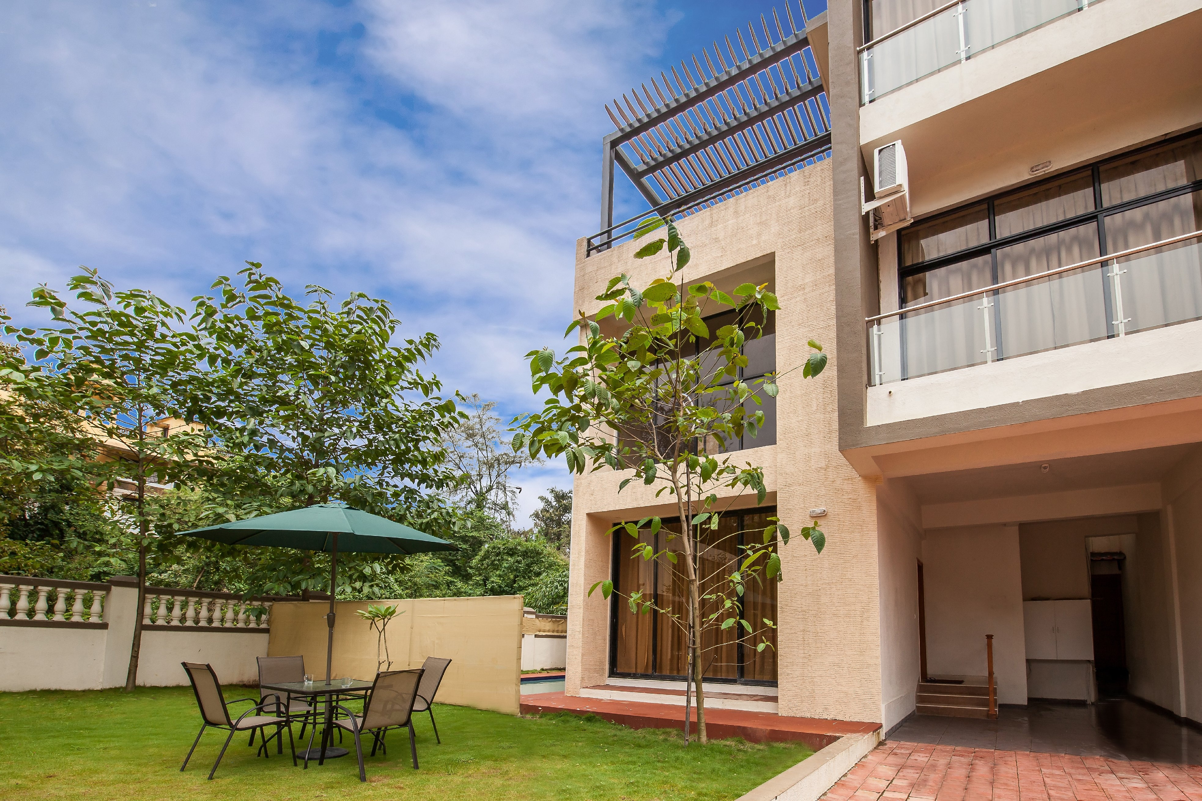 StayVista | Greenwoods One 5 BHK Pool Villa - Tap to explore photos