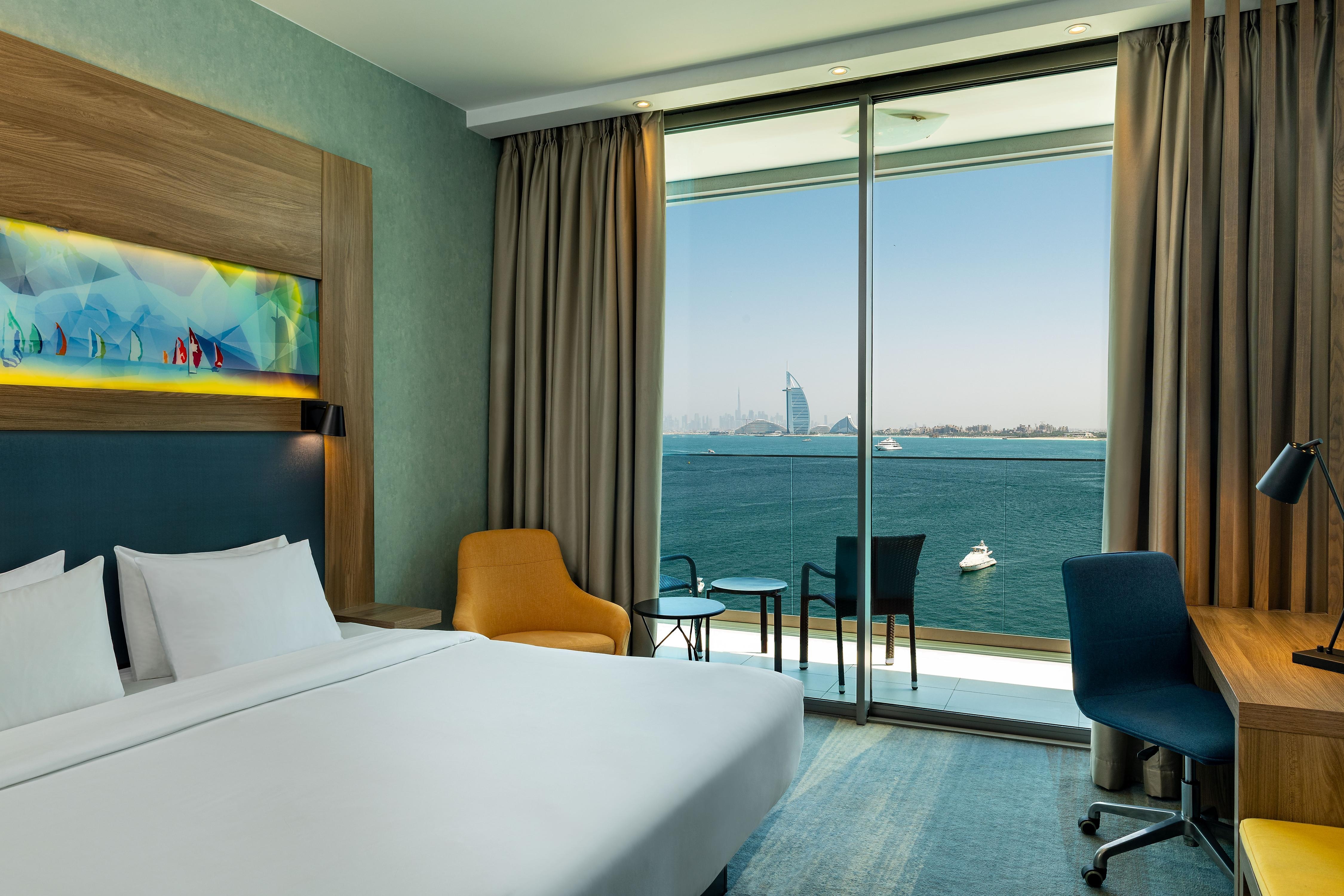Aloft Palm Jumeirah by Marriott - Tap to explore photos