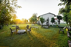 GREENSCAPE RESORT, Sohagpur