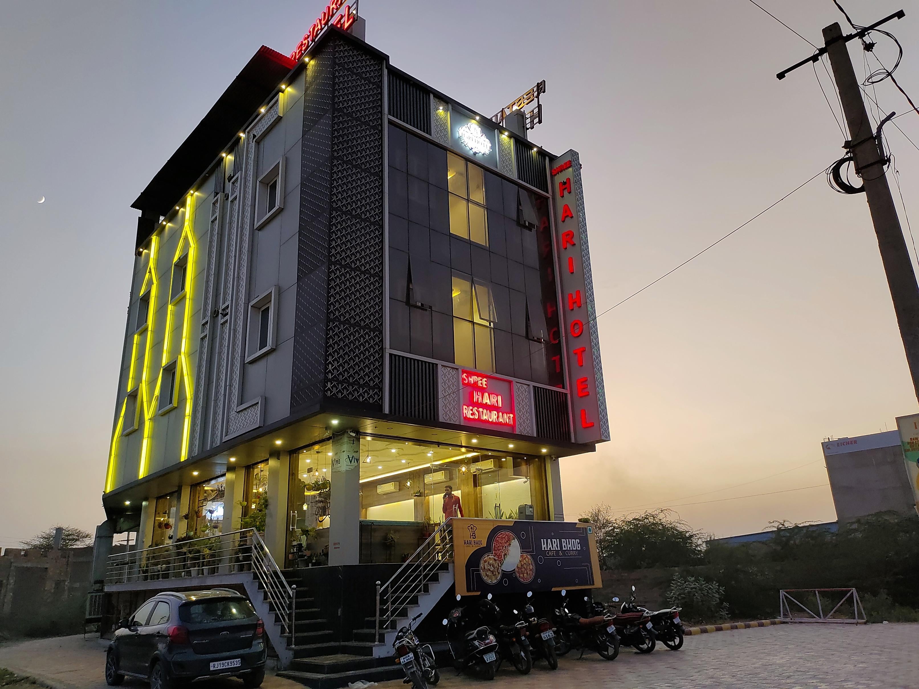Shree Hari Hotel - Tap to explore photos