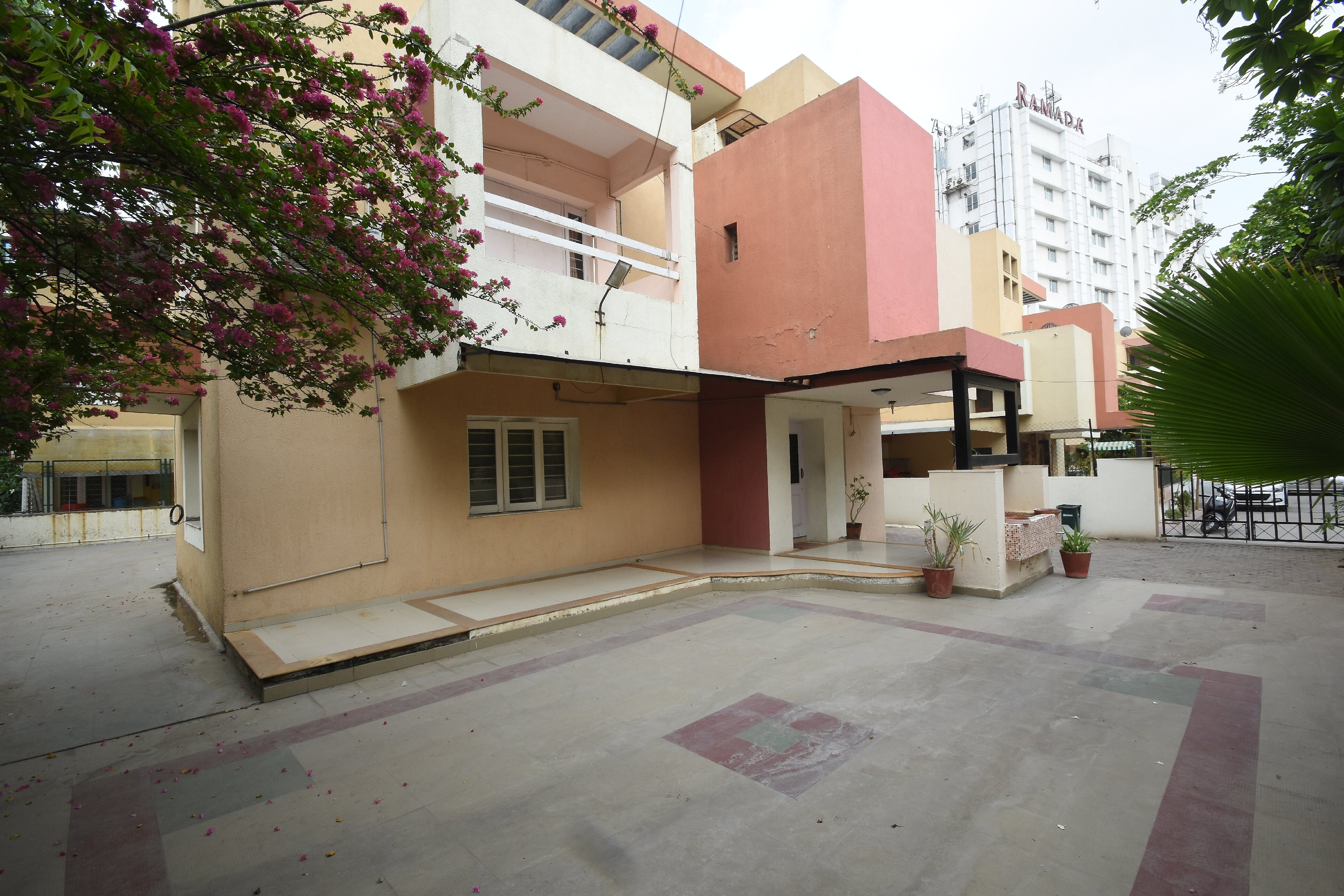 TrustedStay Pushpak Bungalows - Tap to explore photos