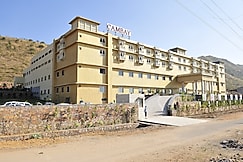Opal Club Resort, Udaipur