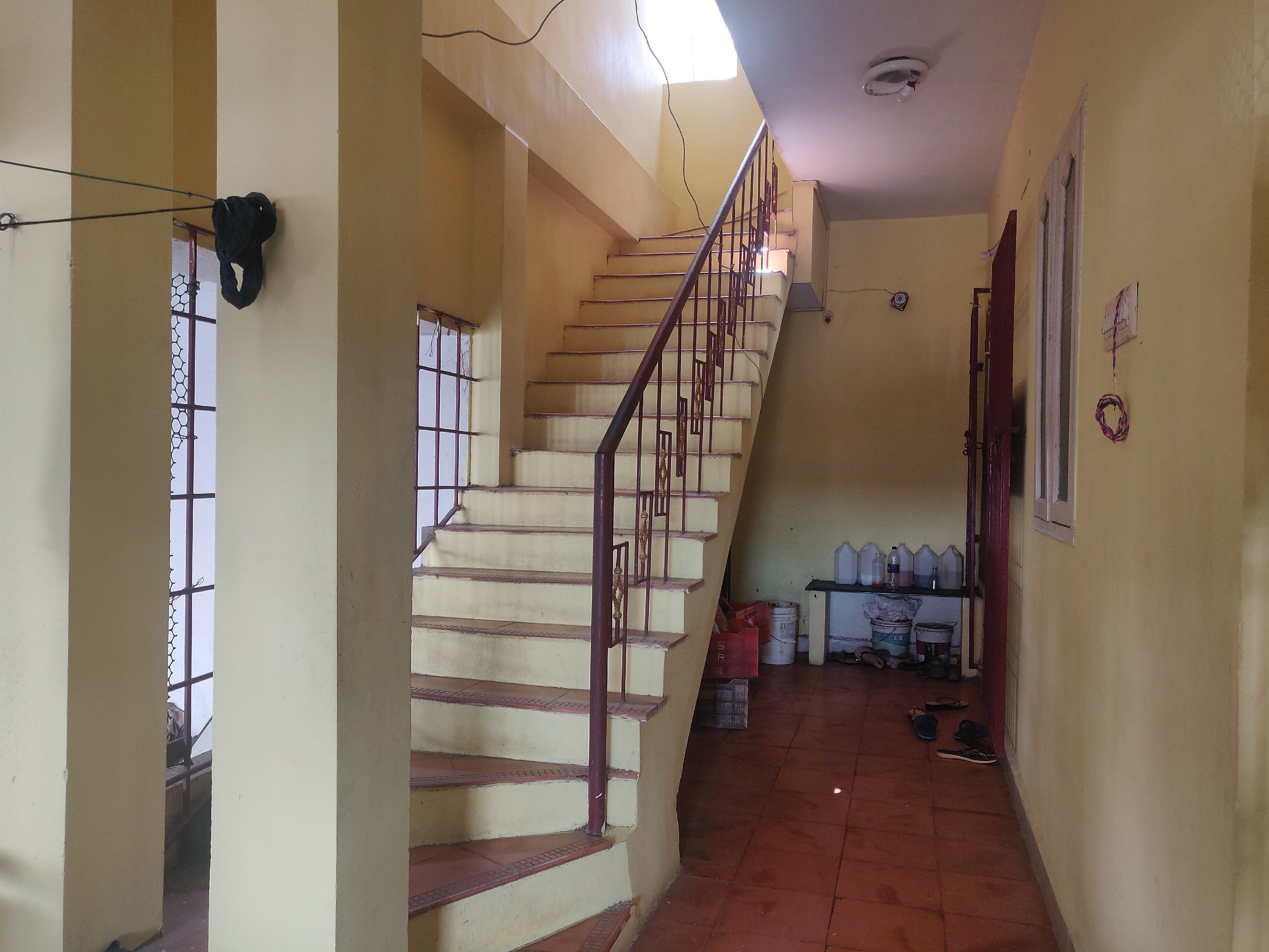 Kavitha Ladies Hostel, Kanmani Flats - Tap to explore photos